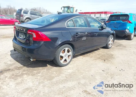2013 Volvo S60 T5 from USA, damaged, VIN YV1612FS0D2187630